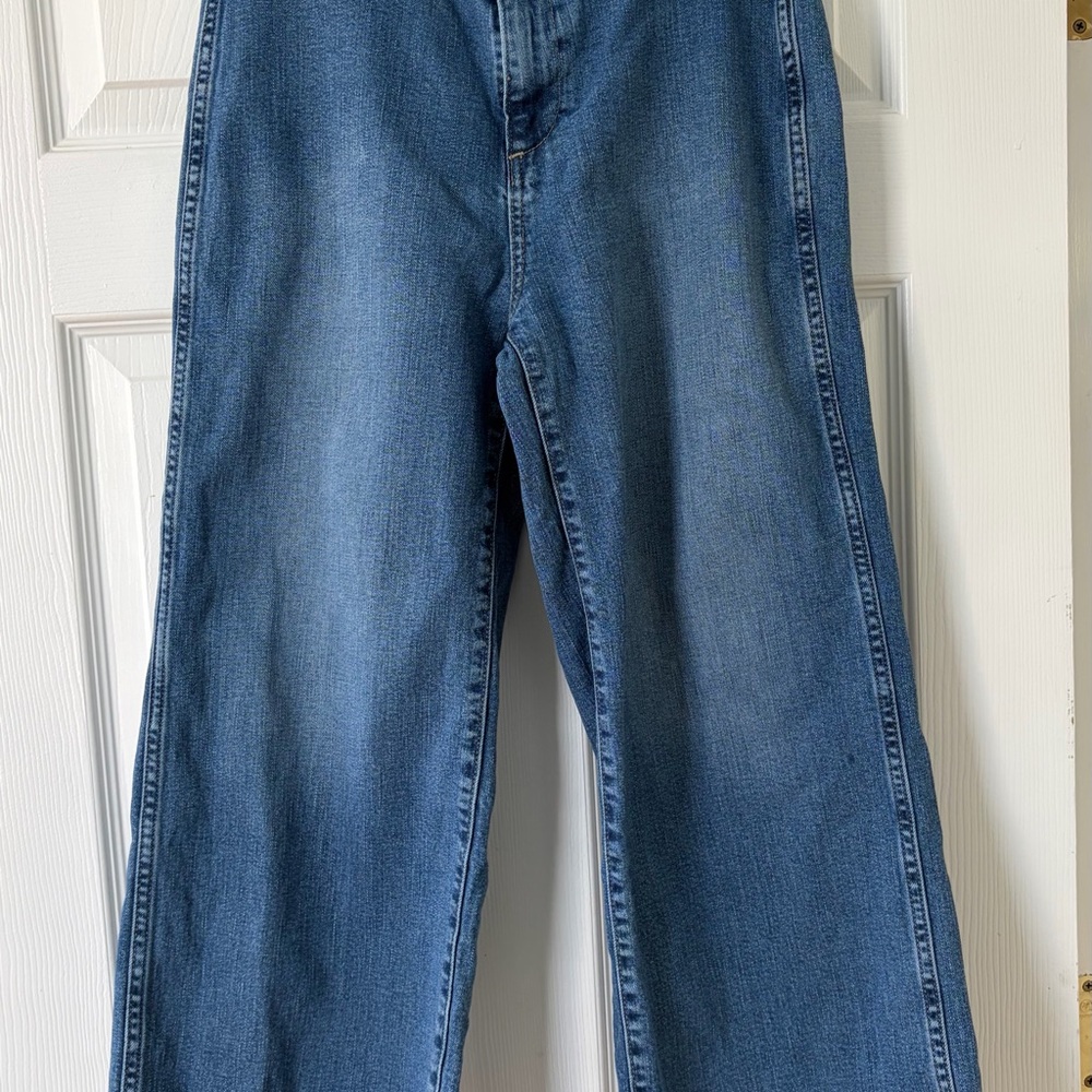 GAP Women's Flare Jeans in Denim Blue
